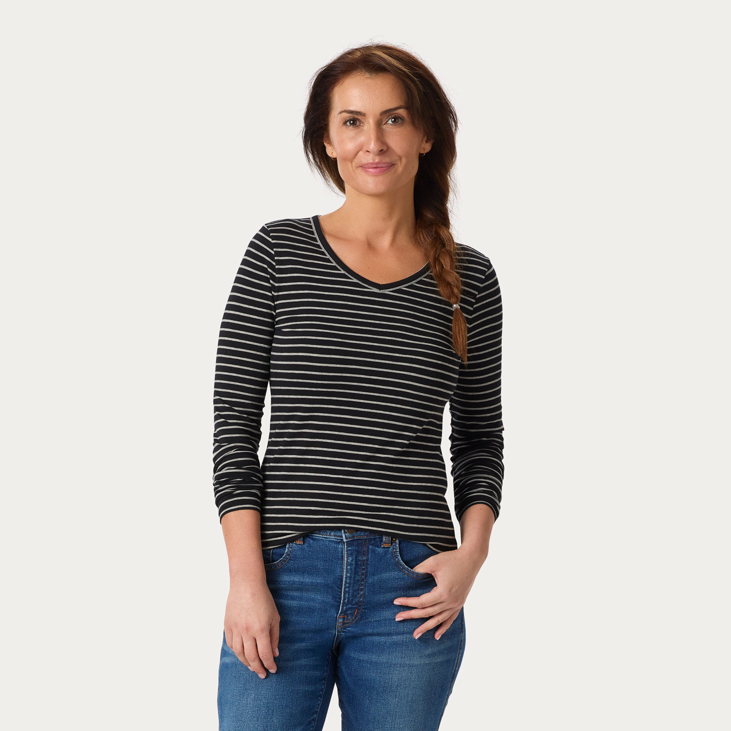 Women's No-Yank Long Sleeve V-Neck T-Shirt | Duluth Trading Company
